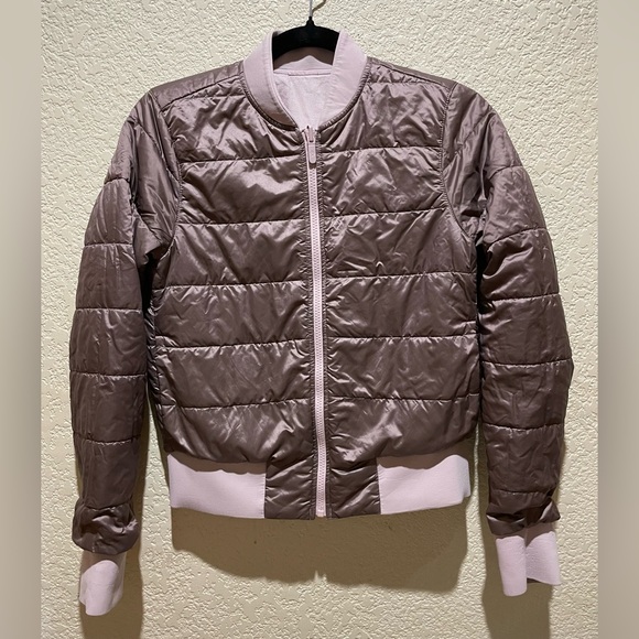 Lululemon Non-Stop Bomber Reversible Porcelain Pink Water Repellent Size 4 - Picture 10 of 16